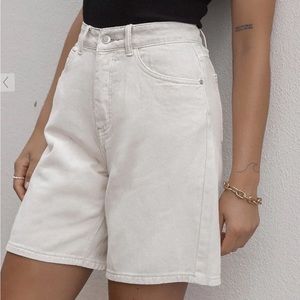 DISSH Parker White Boyfriend Denim Short
